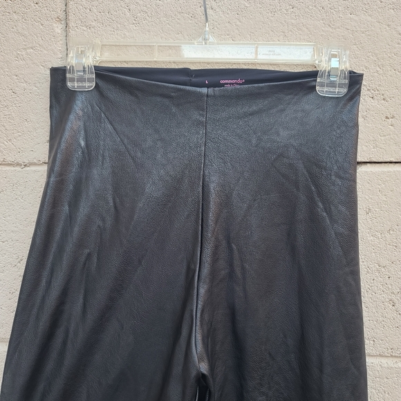 Commando | Faux Leather Perfect Control Leggings in Black Size Large - Picture 5 of 9